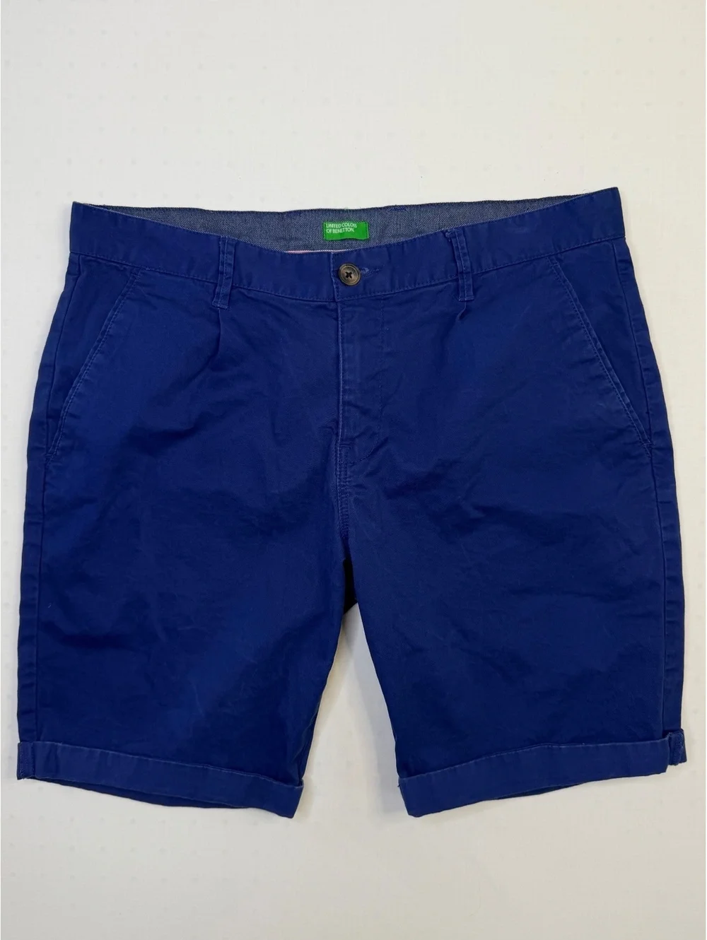 classic United Colors of Benetton Chino Bermuda Shorts Size 34 QuietLuxury Retro